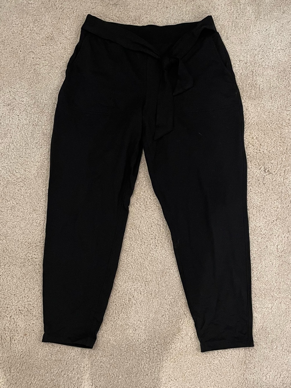 Summersalt Black Tie-Waist Casual Joggers